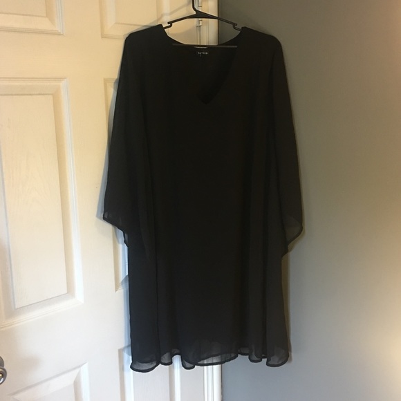 torrid Dresses & Skirts - Torrid cold shoulder black dress